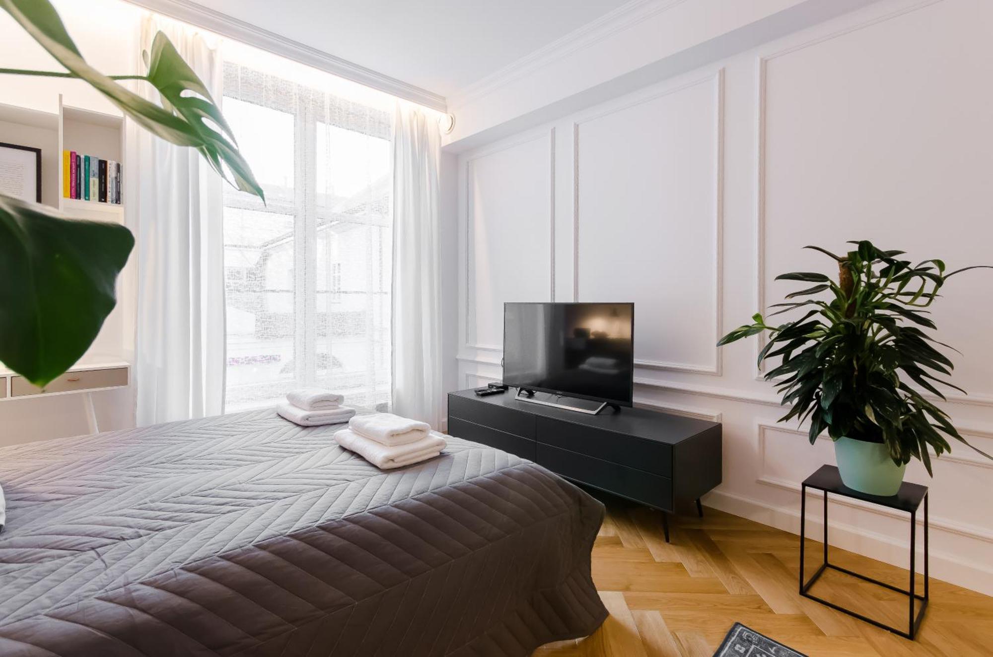 Old Town Premium Queen'S Apartments Krakow Room photo